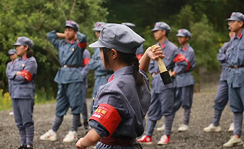 练兵井冈山